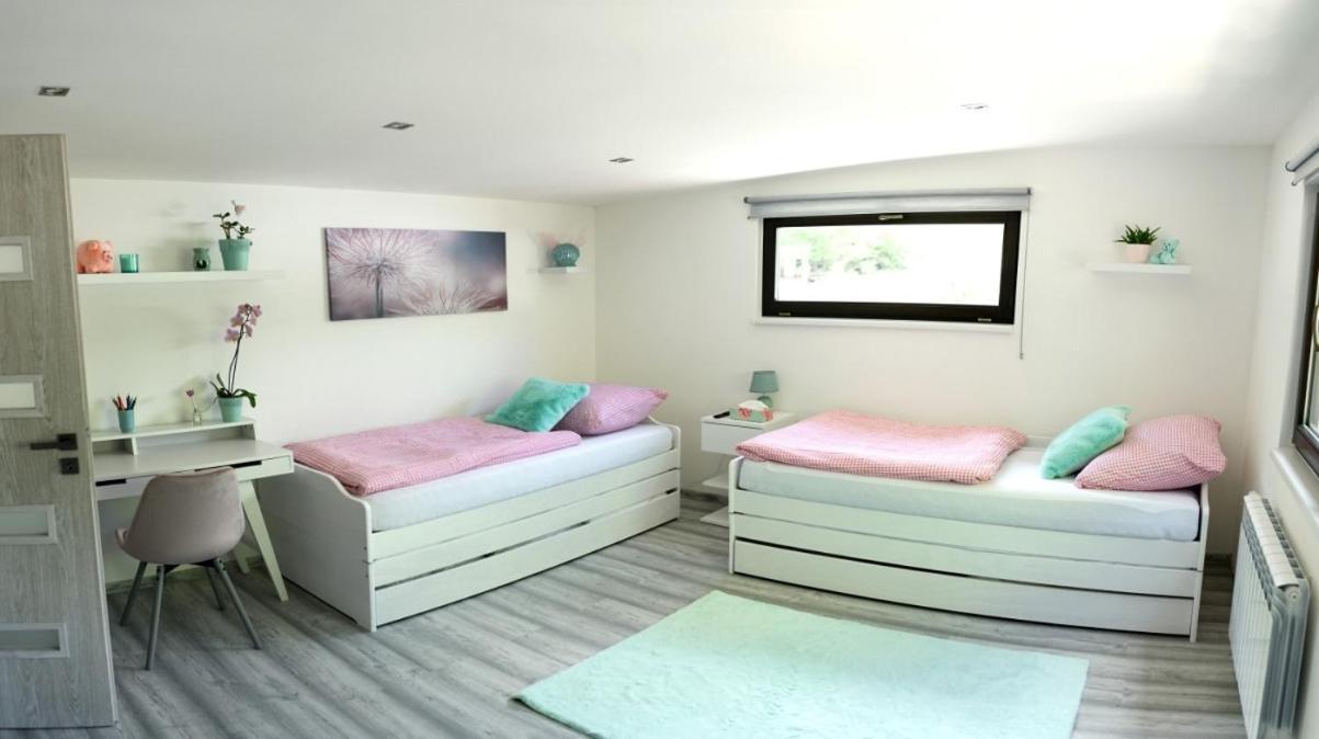 Apartman Katerinky Liberec Bagian luar foto